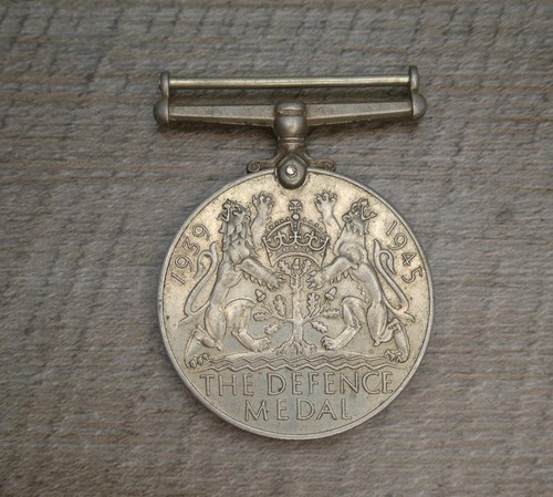 Original full size ww2 medal - ww2,