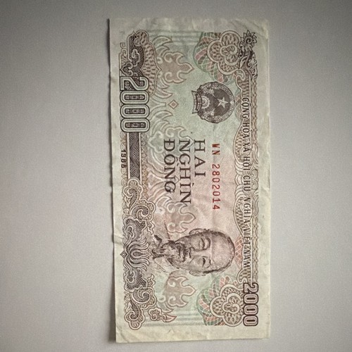 Vietnam 2000 dong - dong, banknote