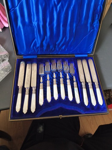 Mother pearl handle cutlery - mother,