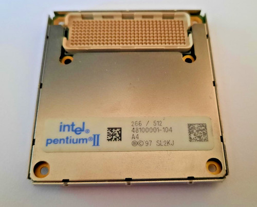 Vintage retro pentium - pentium, ii