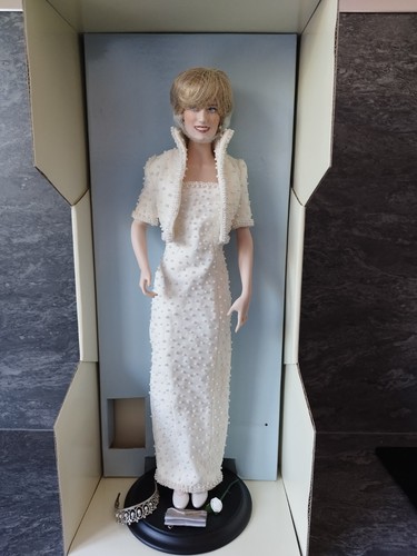 Vintage franklin mint diana - franklin,