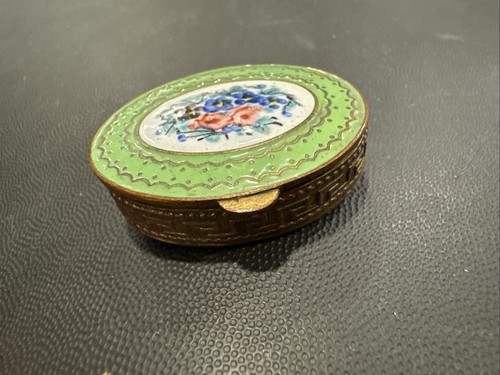 Antique brass snuff - brass,