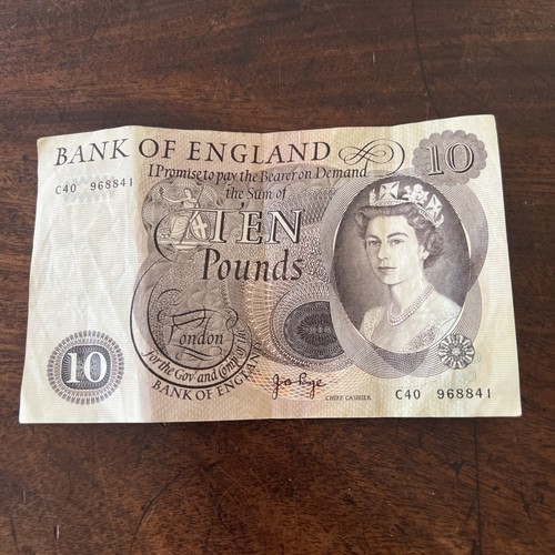 Old ten pounds - c40, 968841