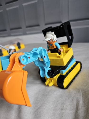 Duplo construction vehicle - duplo,