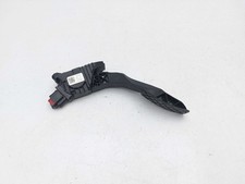 ACCELERATOR THROTTLE PEDAL