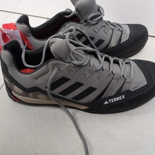 UK 10 - Adidas Terrex Swift