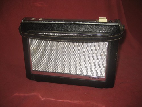 Vintage bush transistor radio - bush,