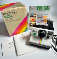 POLAROID 1000 LAND CAMERA