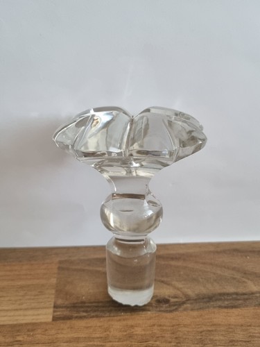 Antique clear glass - clear,
