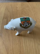 Crested China Standing Pig