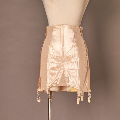 1940s pink corset - 1940s, girdle