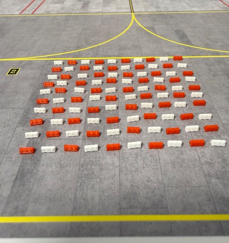 400 scale airport model - scale,