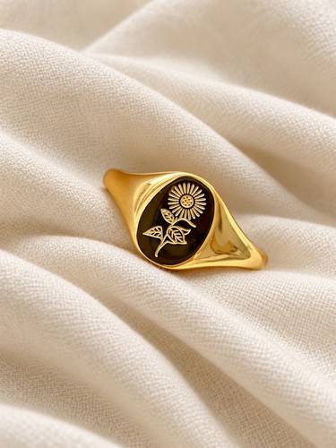 Signet ring yellow gold - signet,