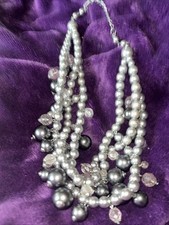 Vin Faux Pearl And Bead Marks