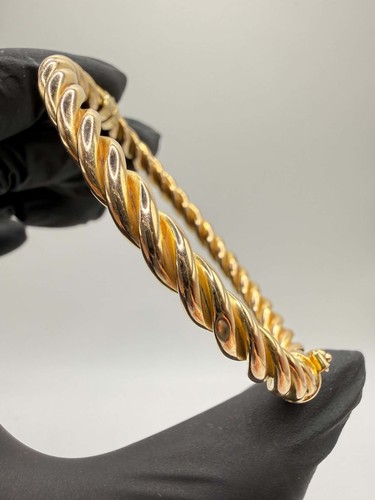 9ct twisted bangle - 9ct,