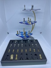 Star Trek 3 Dimensional Chess Set By Franklin Mint 1994 Gold/Silver Plate Pieces