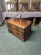 ANTIQUE/REPRODUCTION SOLID OAK