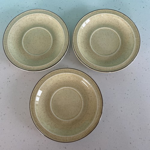 Poole pottery saucer - x,