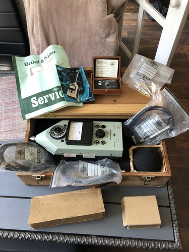 Bruel kjaer sound level meter - level,