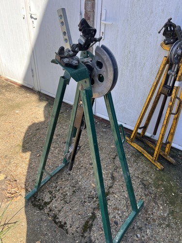 Conduit pipe bender - pipe,
