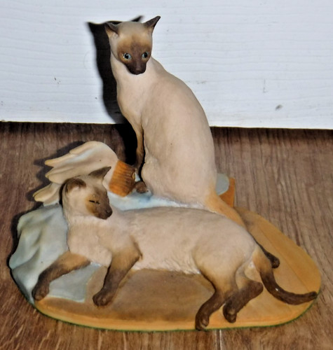 Fabulous figurine 2 - of,