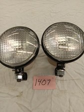 2 vintage tractor lights, Item
