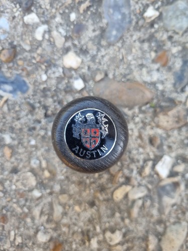 Vintage gear stick knob