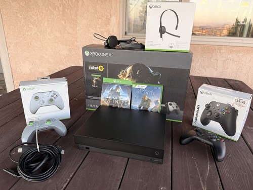 Microsoft xbox one 1tb - x, black