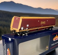 Boxed Bachmann 37-853 EWS 104T