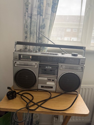Hitachi boombox trk - hitachi,