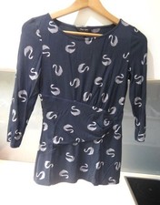 PHASE EIGHT grey cream SWANS