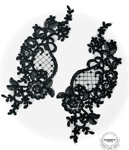 Pieces red lace - lace, applique