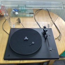 Pro-ject Debut II Turntable Record Player Project Black Plinth