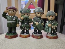 The Hamilton Colection  Pride Of The Paras Faithful Fuzzies