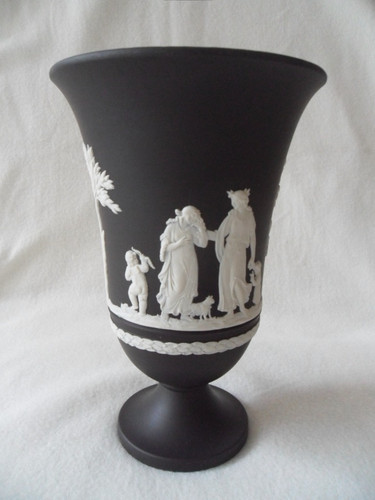 Wedgwood jasperware black - jasperware,
