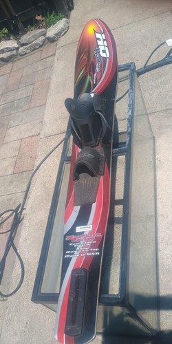 Slalom water ski - slalom,