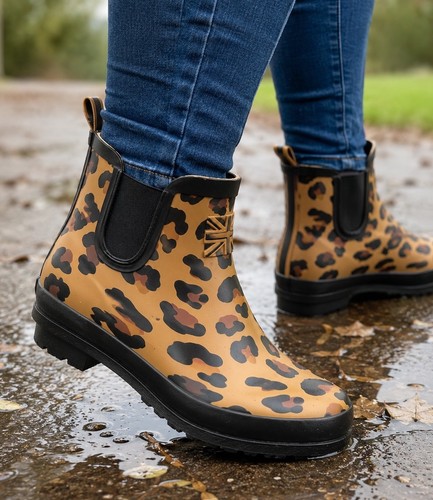 Bnwt leopard print ankle - bnwt, tu
