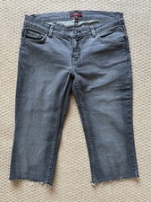Vintage Oasis Grey Denim Capri