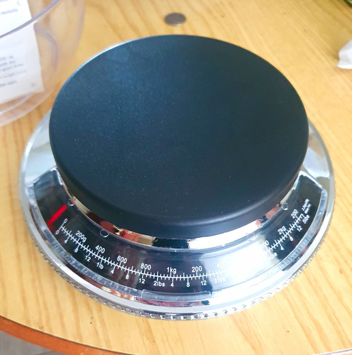 Vintage retro round - round, mechanical