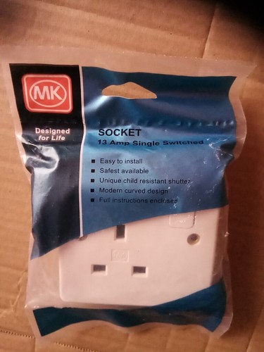 Amp plug socket - mk,