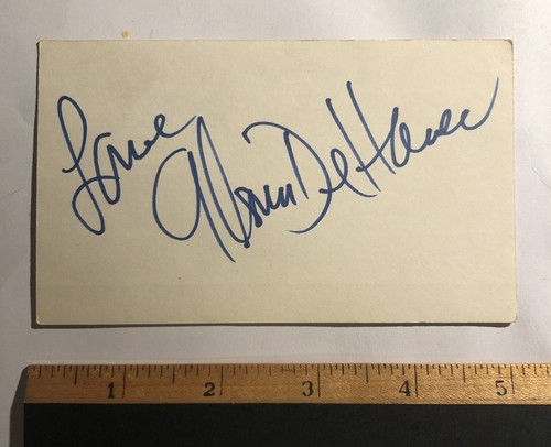 Autograph signed actress - signed,