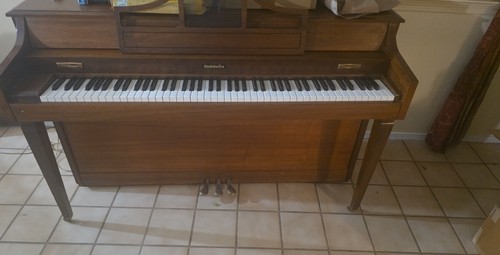 Baldwin upright piano made - baldwin, of