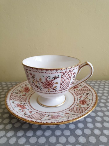 Royal crown derby lucienne - royal, "lucienne"