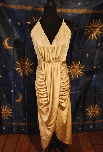 Champagne beige colored - champagne,