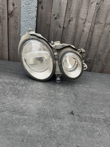 Mercedes clk w208 - front, right