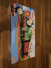 Hornby Thomas Tank Engine Friend R9284 Percy the Mail Train Set
