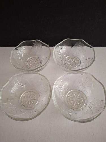 Ravenhead leaf design glass - leaf,