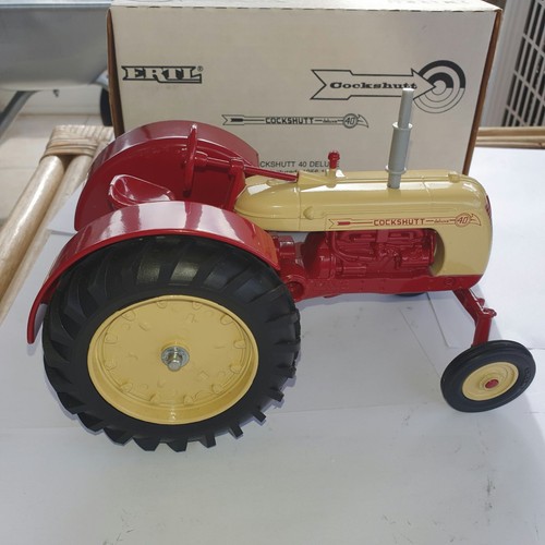 Ertl cockshutt deluxe 16 - cockshutt,