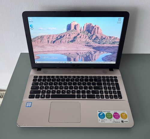 Asus vivobook x541u - 15.6",