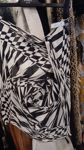 Used versace black white - used,